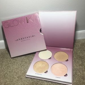 Anastasia Beverly Hills Glow Kit Sweet